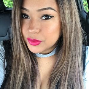 Meet your Posher, Cynthia